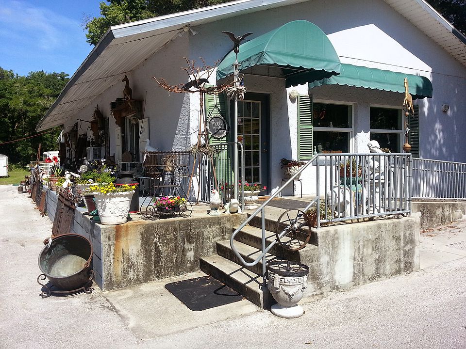 1st image of 1384 N Citrus Ave
