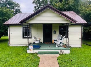 106 Ellenwood Rd, Middlesboro, KY 40965