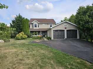 2794 N Cherry Ln, Ronks, PA 17572