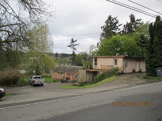 1st image of 911 70th Ave E