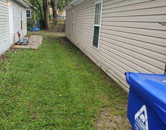 4th image of 4939 Nesbit Ave