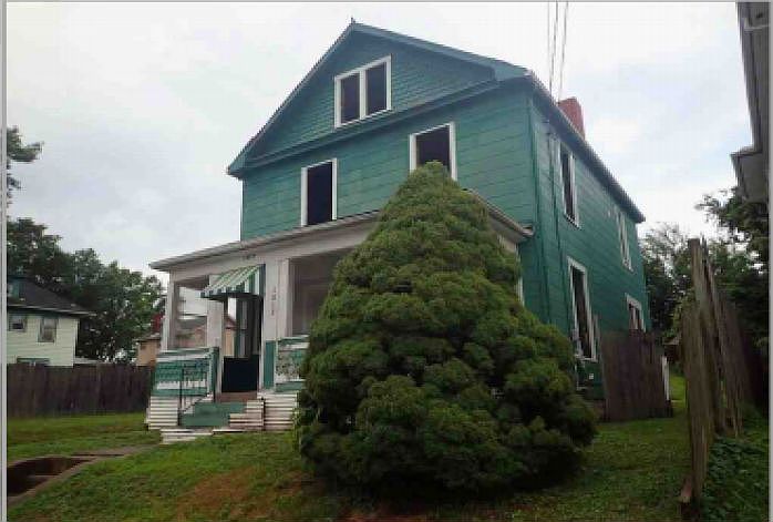 1st image of 1017 Williams St