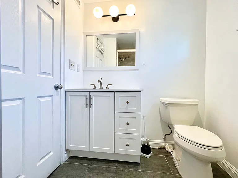 8824 Arcadia Ave — Photo 14