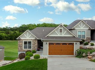 32 Ledgeview Dr, Camdenton, MO 65020