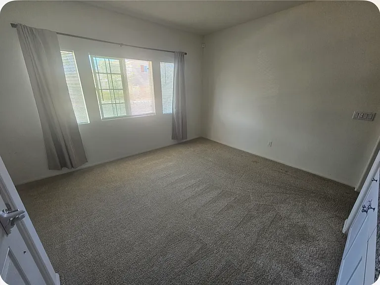 31409 Linden Flower Rd — Photo 3