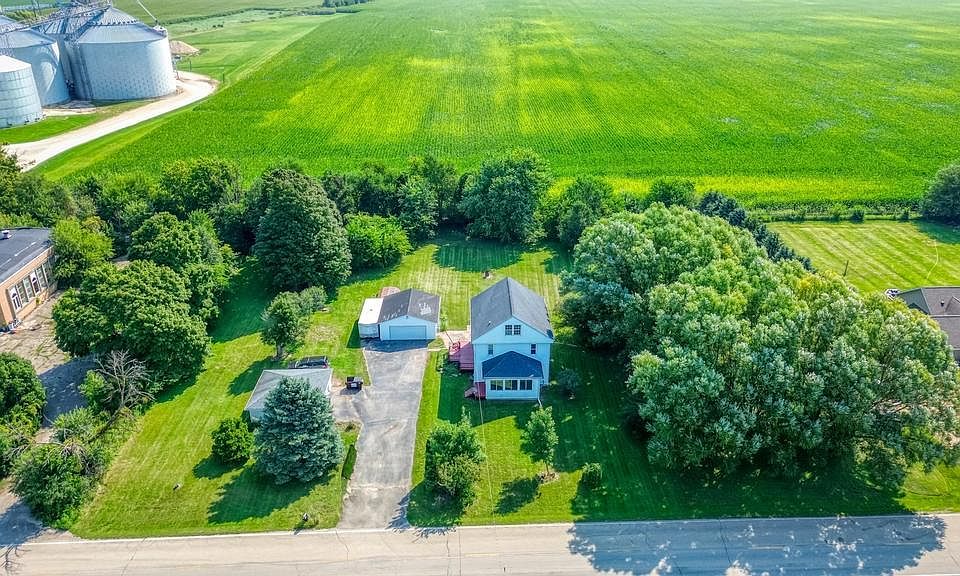 1st image of 27564 Esmond Rd