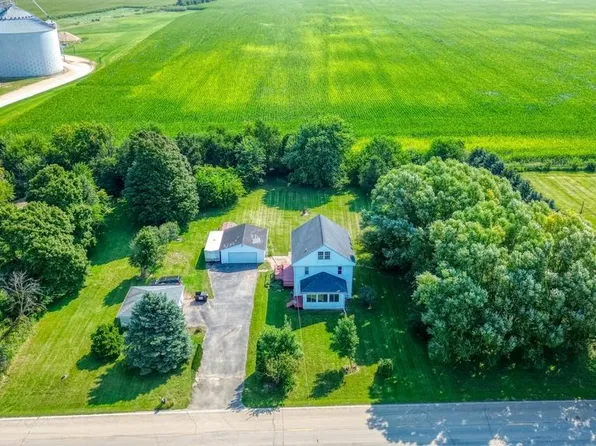 27564 Esmond Rd, Esmond, IL 60129