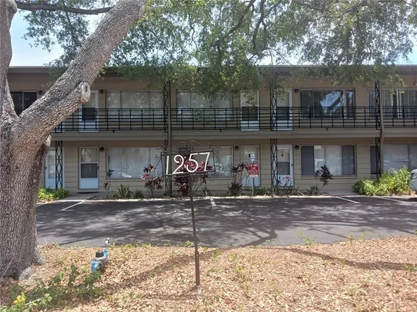 1257 DREW STREET #14, CLEARWATER, FL 33755