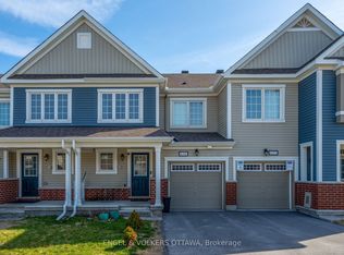 135 Lanceleaf Way, Ottawa, ON K2V 0K1