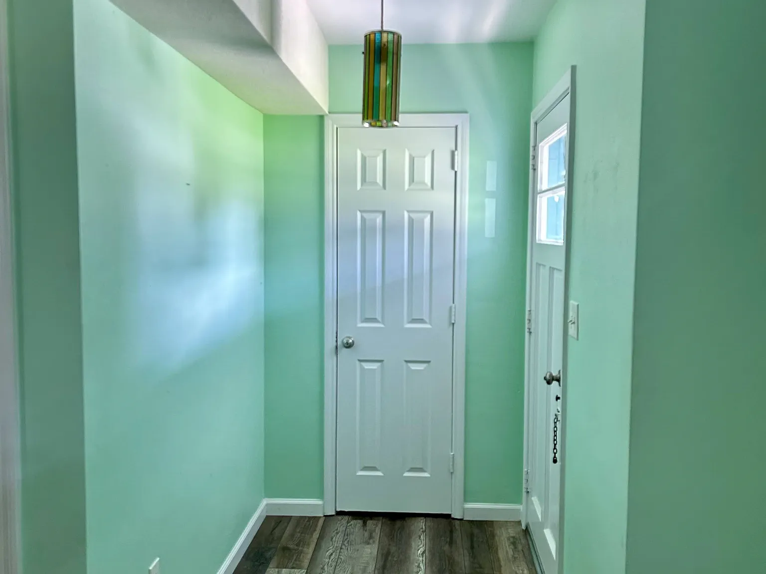 3 bed, 2054 sqft, $2,000 — Photo 3