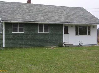 46 Old County Rd, Thomaston, ME 04861