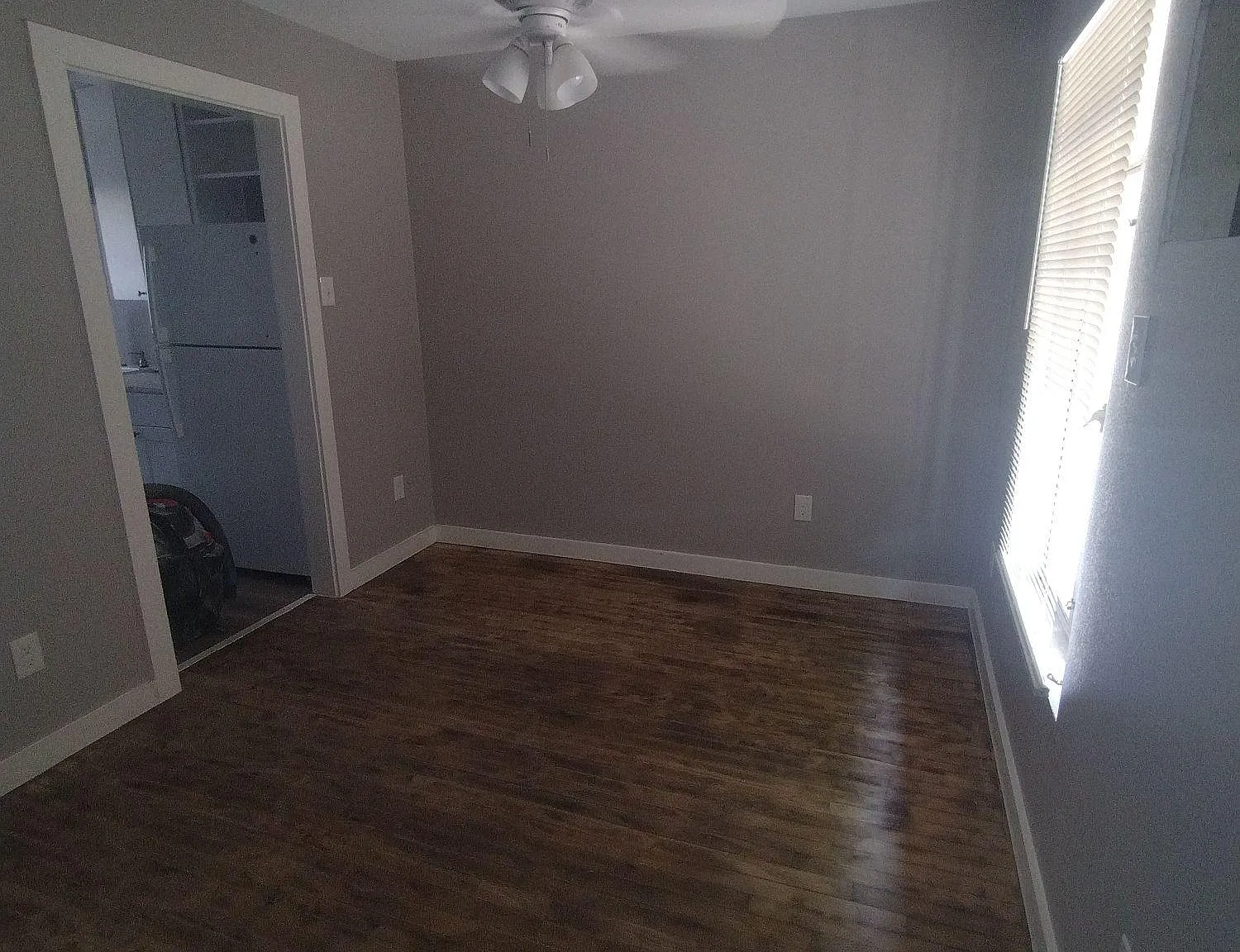 1515 Contour Dr — Photo 2