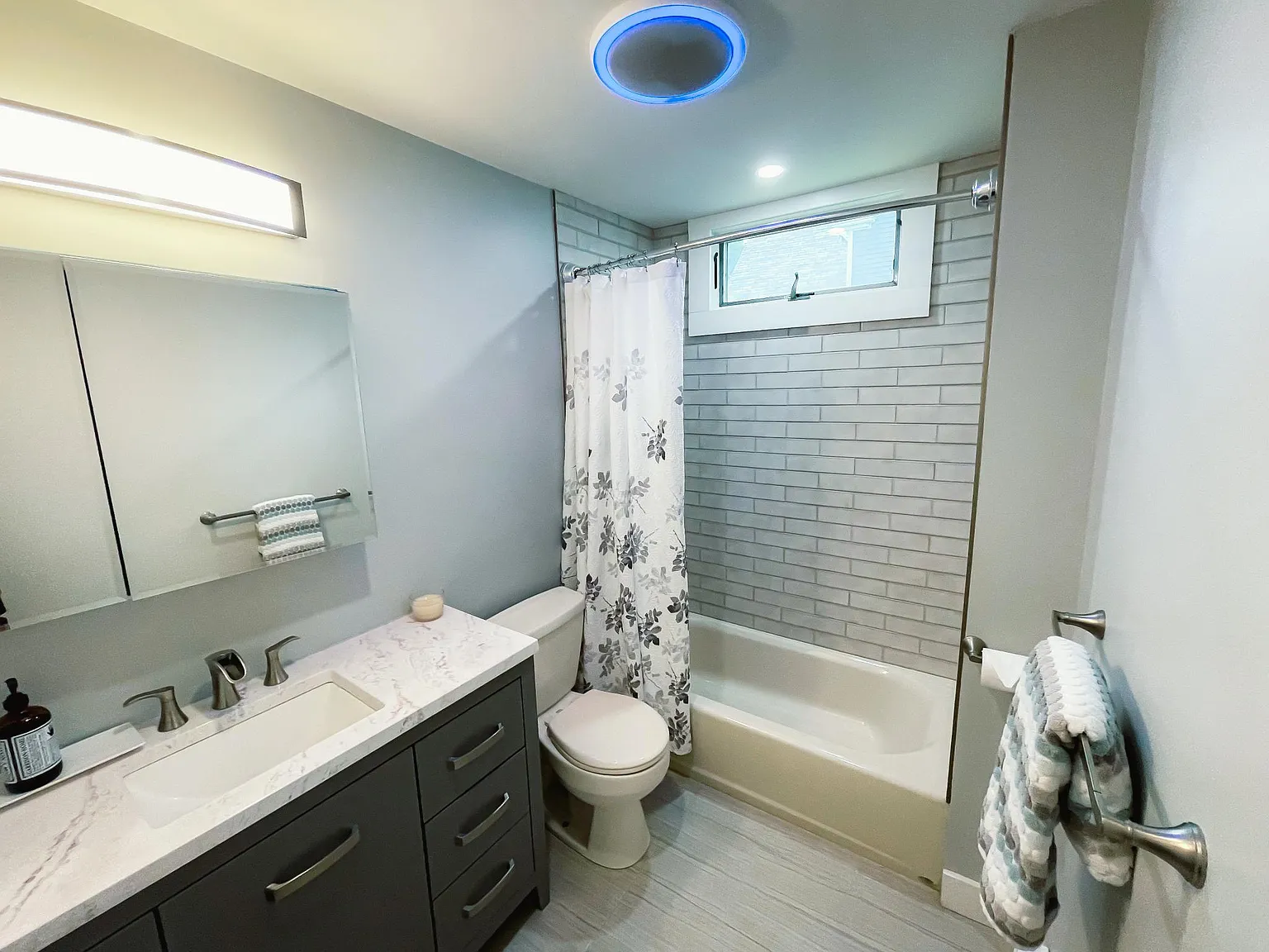 3 bed, 1219 sqft, $3,400 — Photo 4