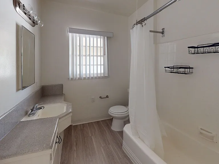 Beautiful 2 bedroom in Arcadia! — Photo 9