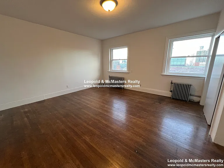 24 Mt. Vernon St apartment — Photo 28
