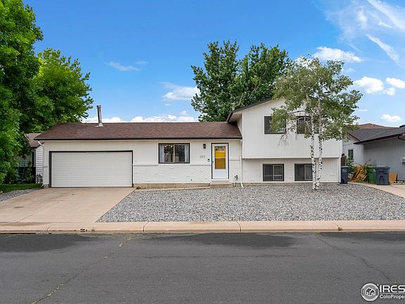 2nd image of 1717 Diana Dr