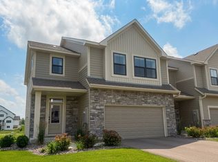 18120 Gavel Ln, Lakeville, MN 55044