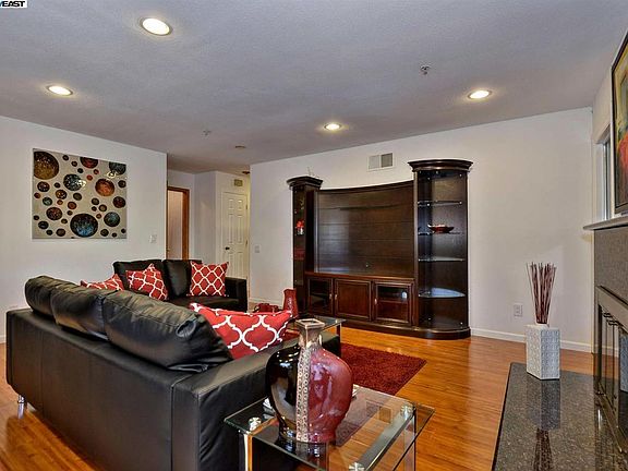 2nd image of 48966 Pagosa Ct