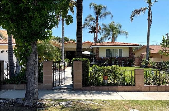 1st image of 1138 N Pasadena Ave