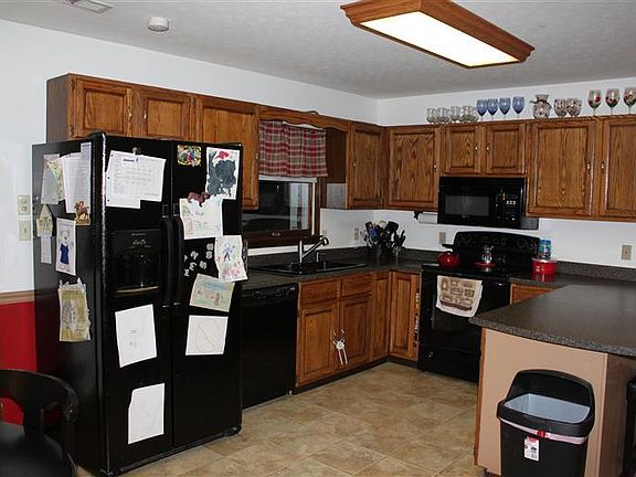 2nd image of 517 Koger Cir