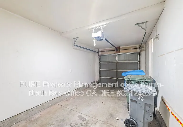 599 Spruce St — Photo 18