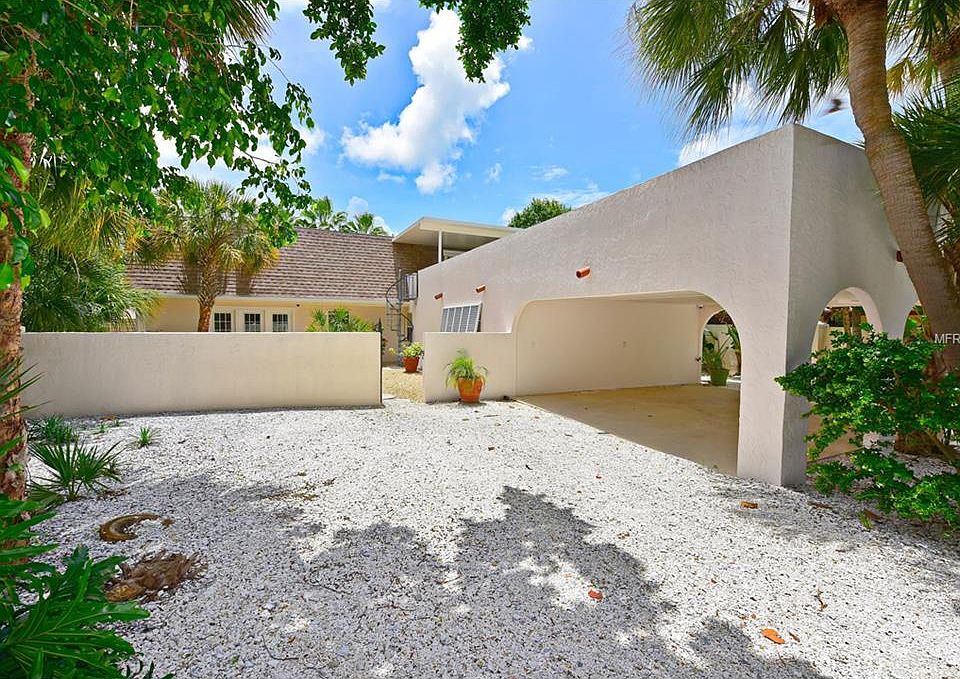 1st image of 36 Island Cir