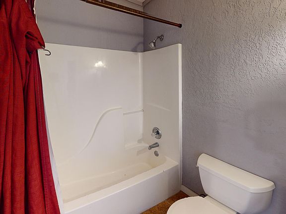 17th image of 1532 Jackson Hill Rd
