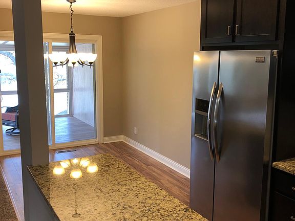Kitchen to dinning area