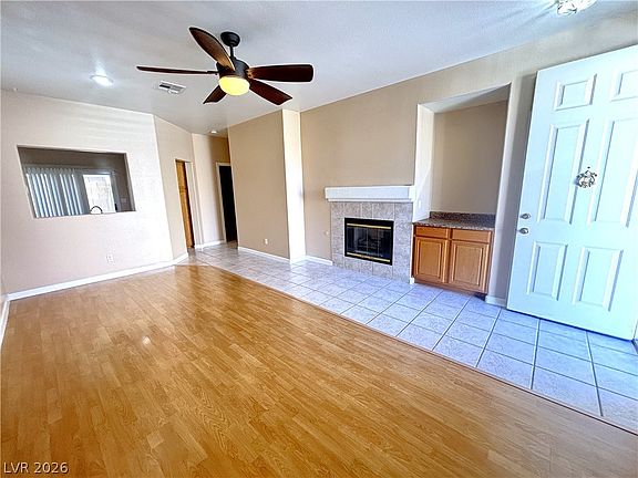 2nd image of 917 Veranda View Ave