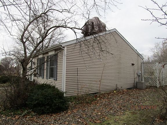 4th image of 1833 Churchill Dr