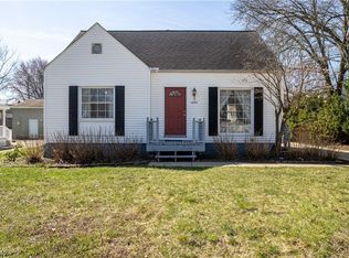 1426 Ries St, Barberton, OH 44203