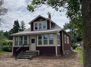 731 2nd Ave SW, Cambridge, MN 55008