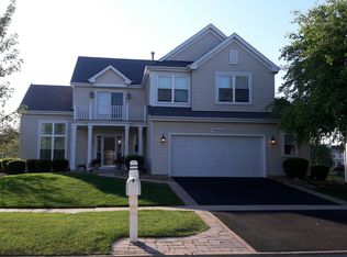 36W076 Revere House Ln, Geneva, IL 60134