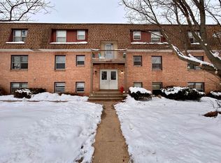 McCarty St NW 961-971, Grand Rapids, MI 49544