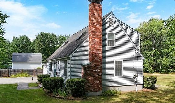 2nd image of 426 Roberts Ridge Road