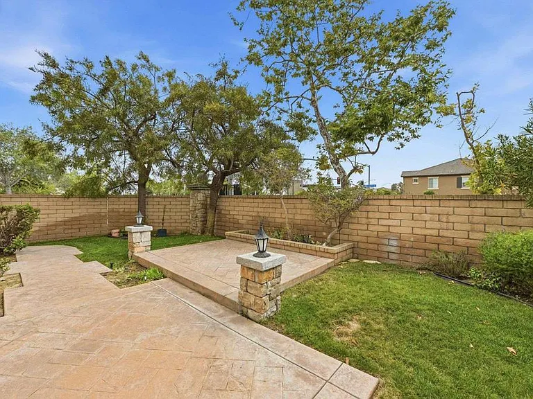 5643 Willowmere Ln — Photo 37