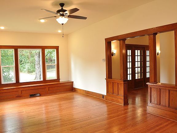 4th image of 614 E Church Ave