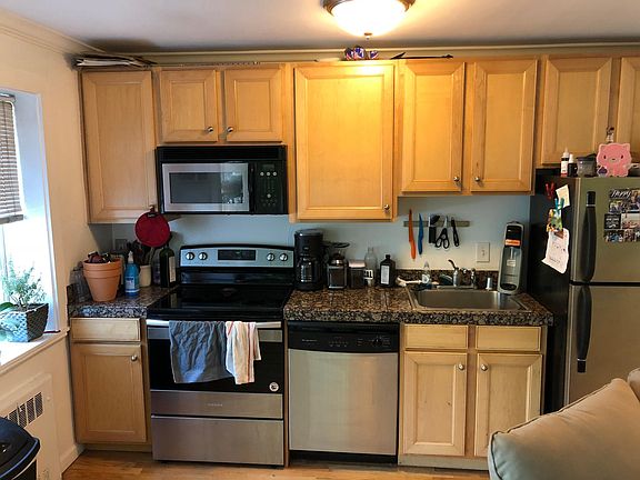 5th image of 1450 N Albion St APT 205