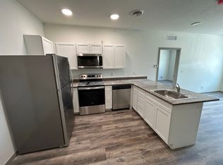 103 W Lyon St #312, Marshall, MN 56258