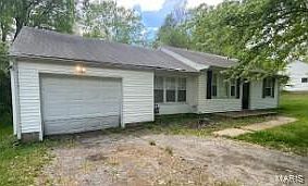 1st image of 1920 Green Valley Dr