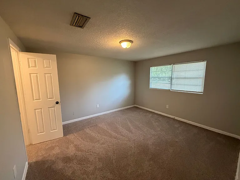 11032 Bluehill Dr — Photo 8