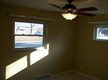 4th image of 8435 Hampstead Dr
