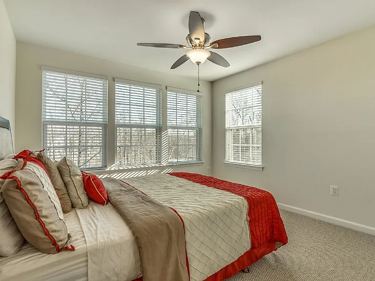 14755 Malloy Ct — Photo 23