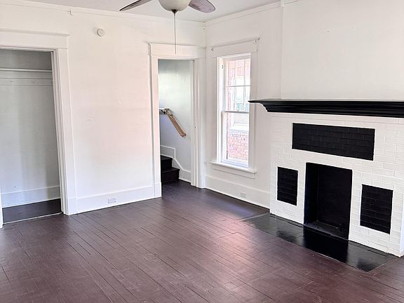 5th image of 2018 Poplar St