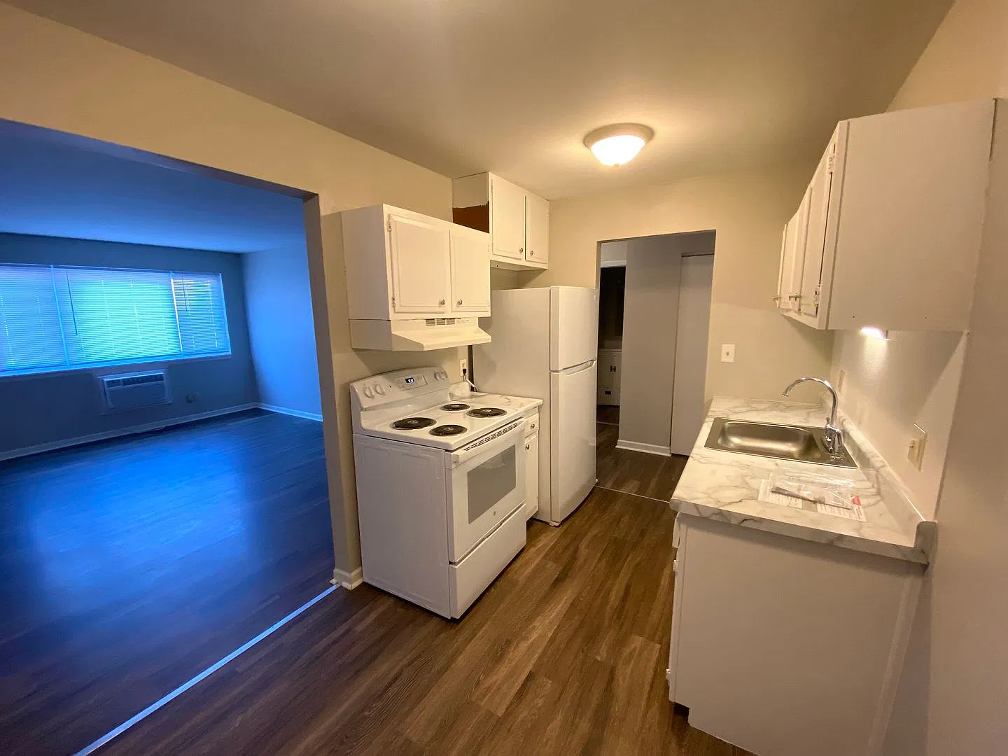 Peoria Flats - New Mgmt - New Name - Fresh Upgrades — Photo 3