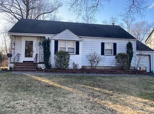 2461 Hill Rd, Scotch Plains, NJ 07076