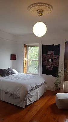 Rented by Brooklyn Bridge | media 4