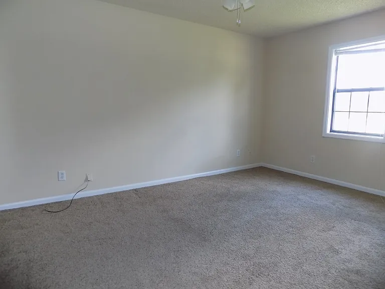 3553 Studstill Rd — Photo 8