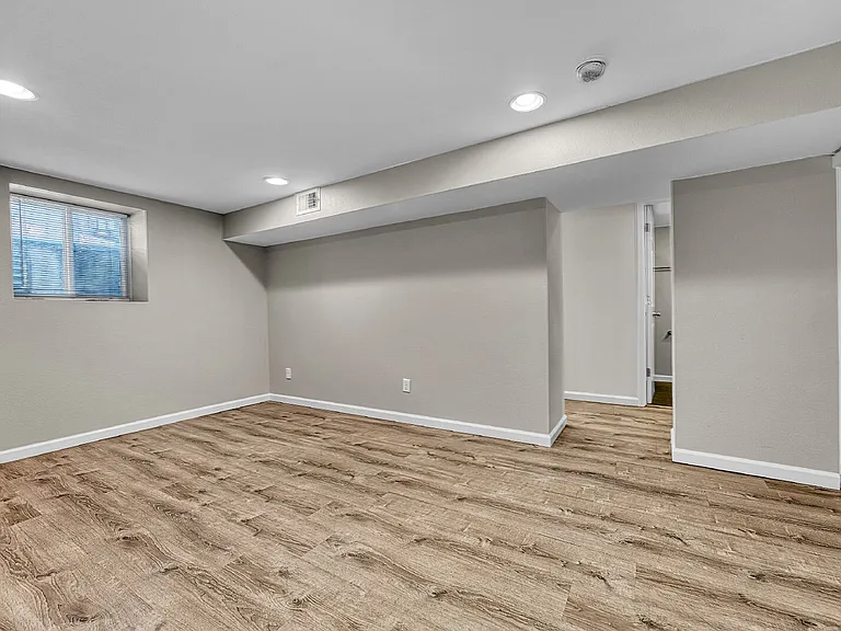 1411 Clayton St #4 — Photo 4
