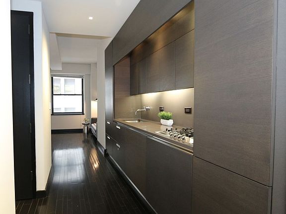 4th image of 20 Pine St APT 1109